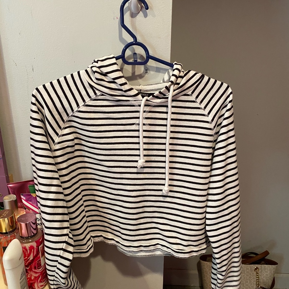 striped cropped hoodie
